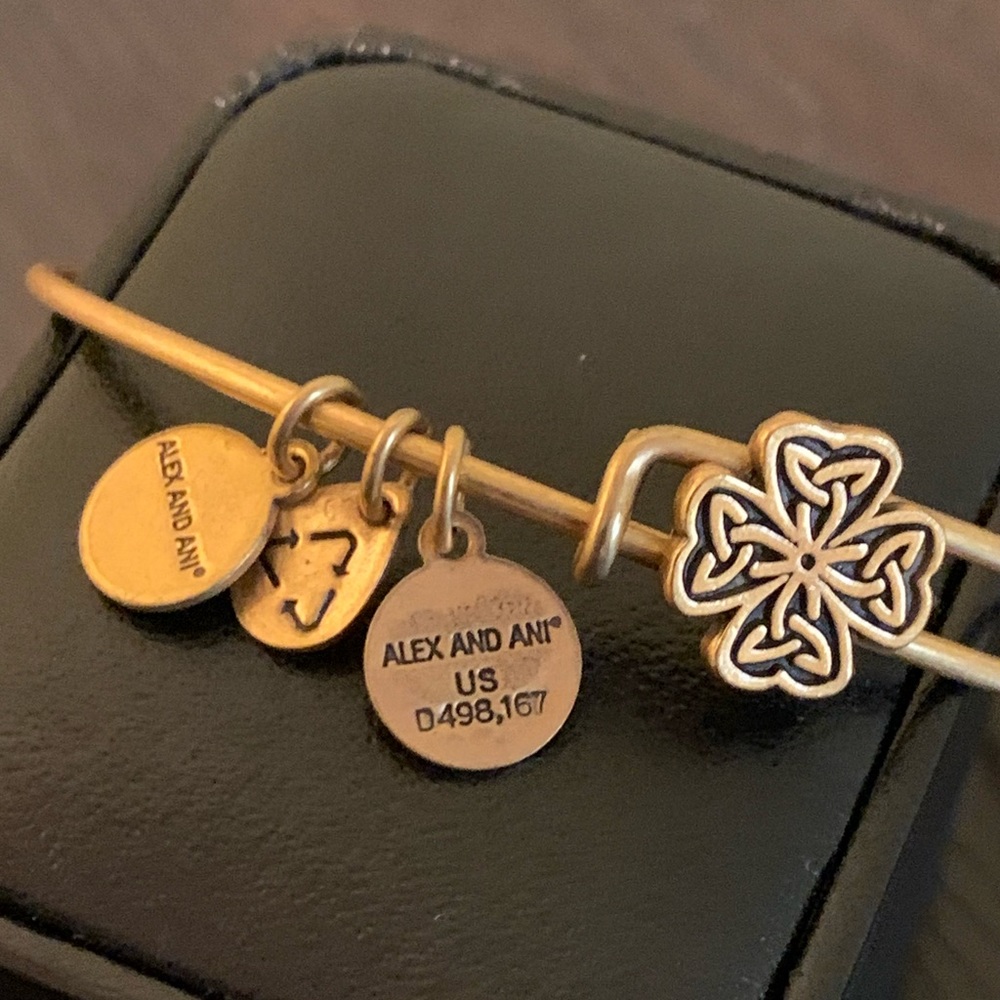 Alex and Ani 4 leaf Celtic Knot Clover bracelet.